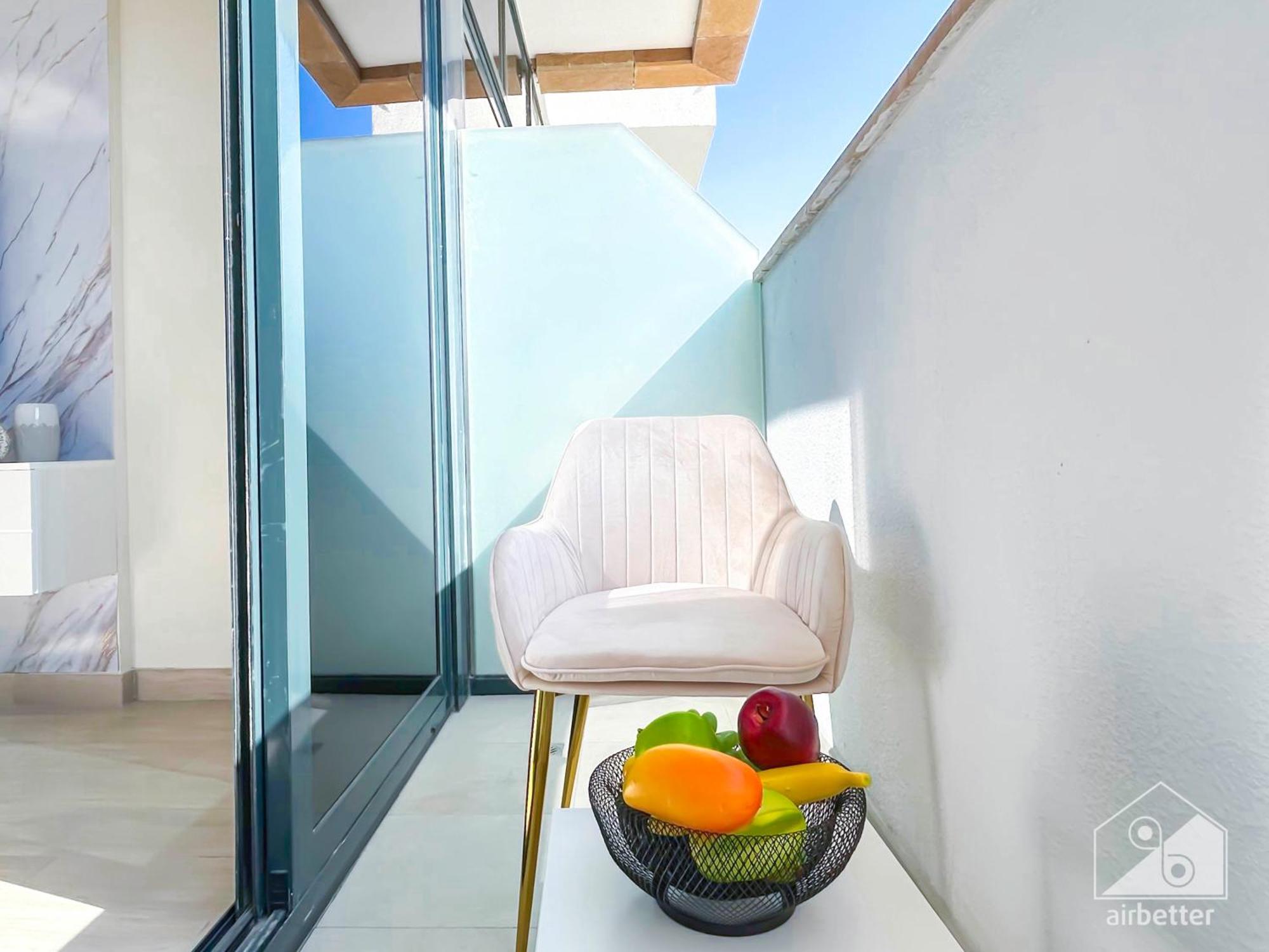 Charming Azizi Rivera With Balcony Apartment