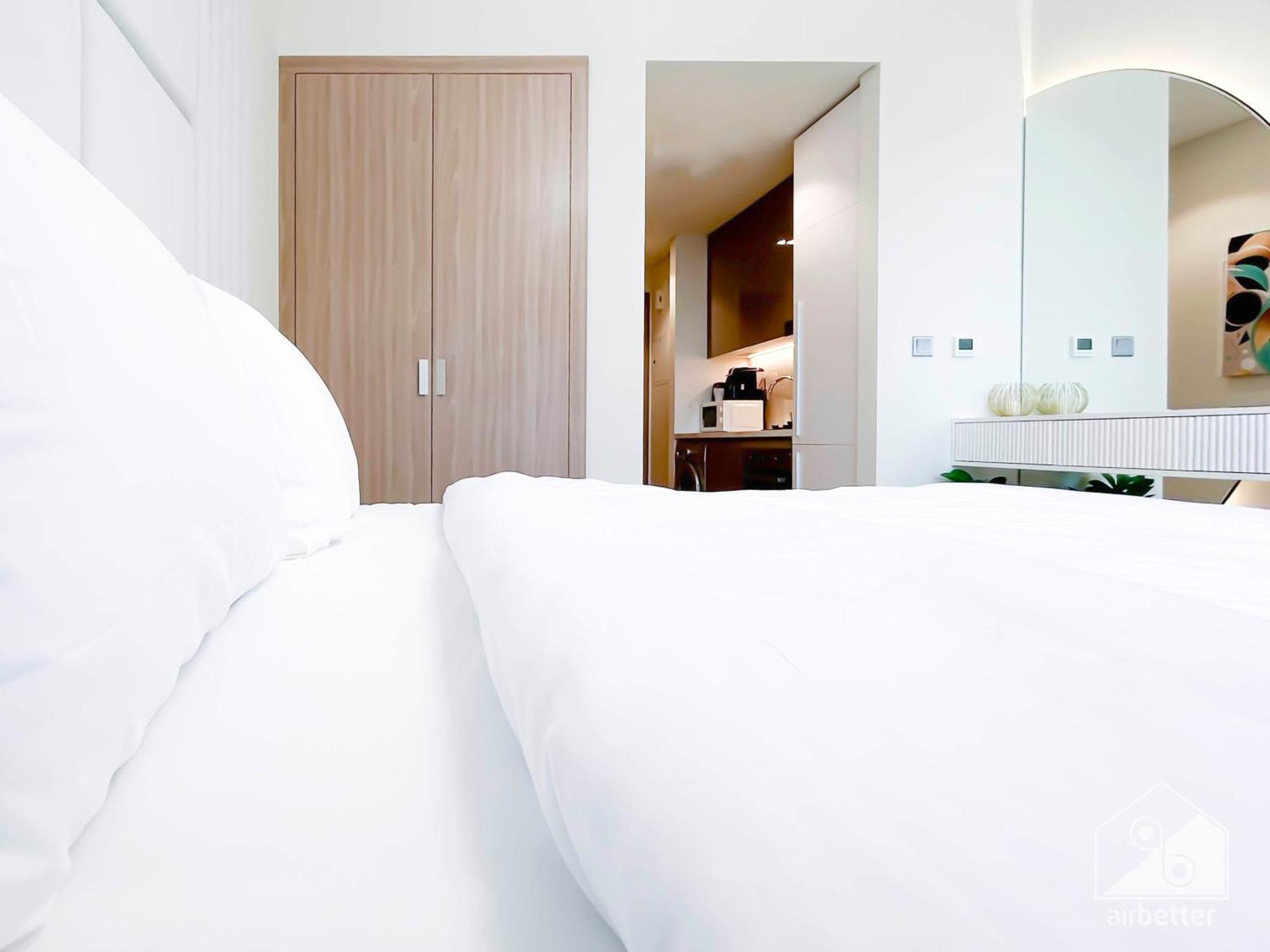 Apartment Charming Azizi Rivera With Balcony *