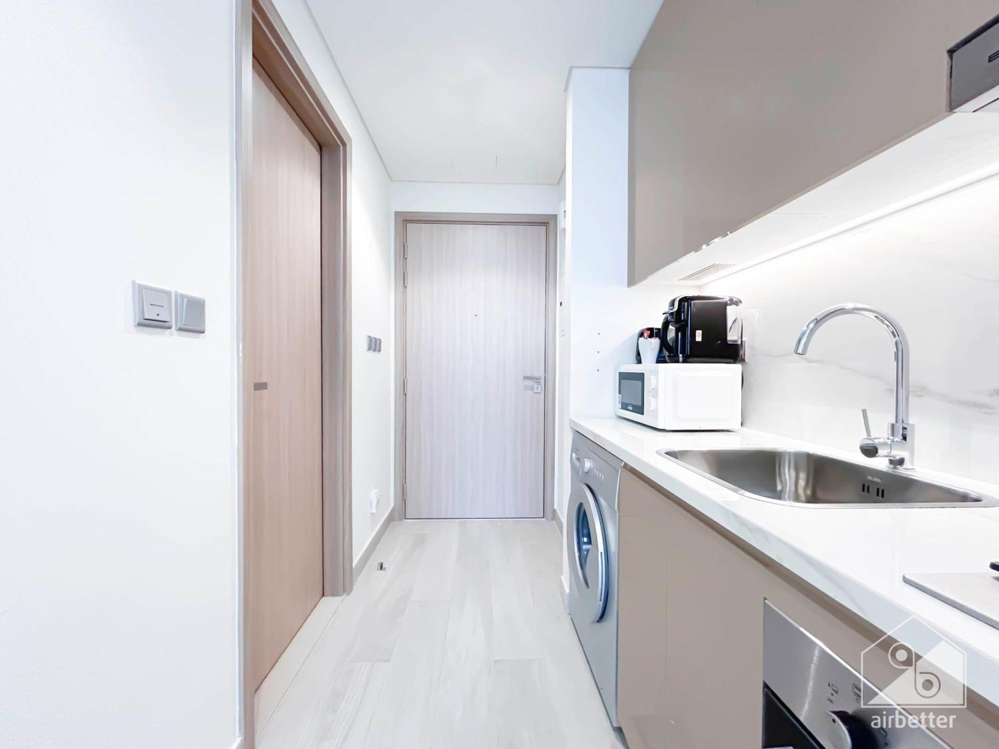 Charming Azizi Rivera With Balcony Apartment Dubai